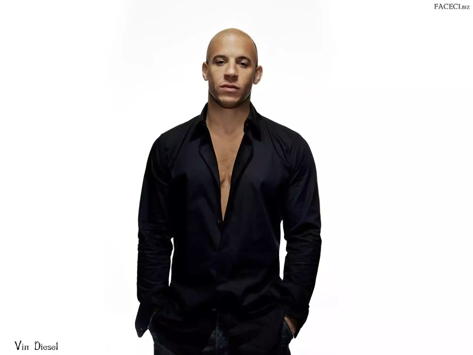 Vin Diesel, czarna koszula